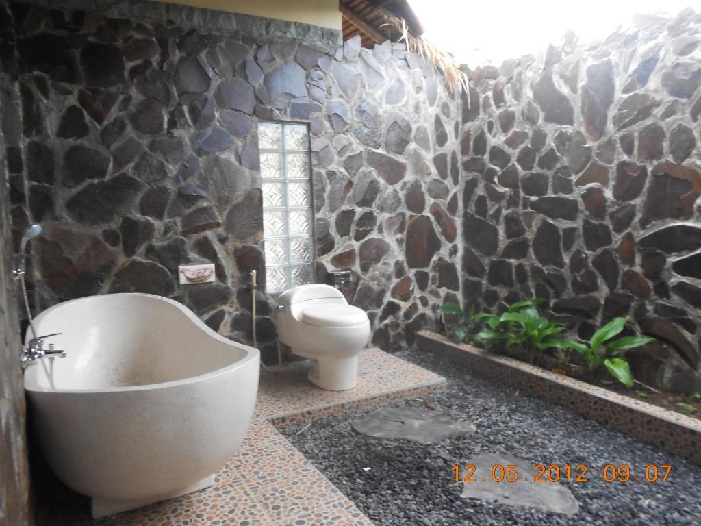 Villa Jasmine B&B อูบุด ภายนอก รูปภาพ